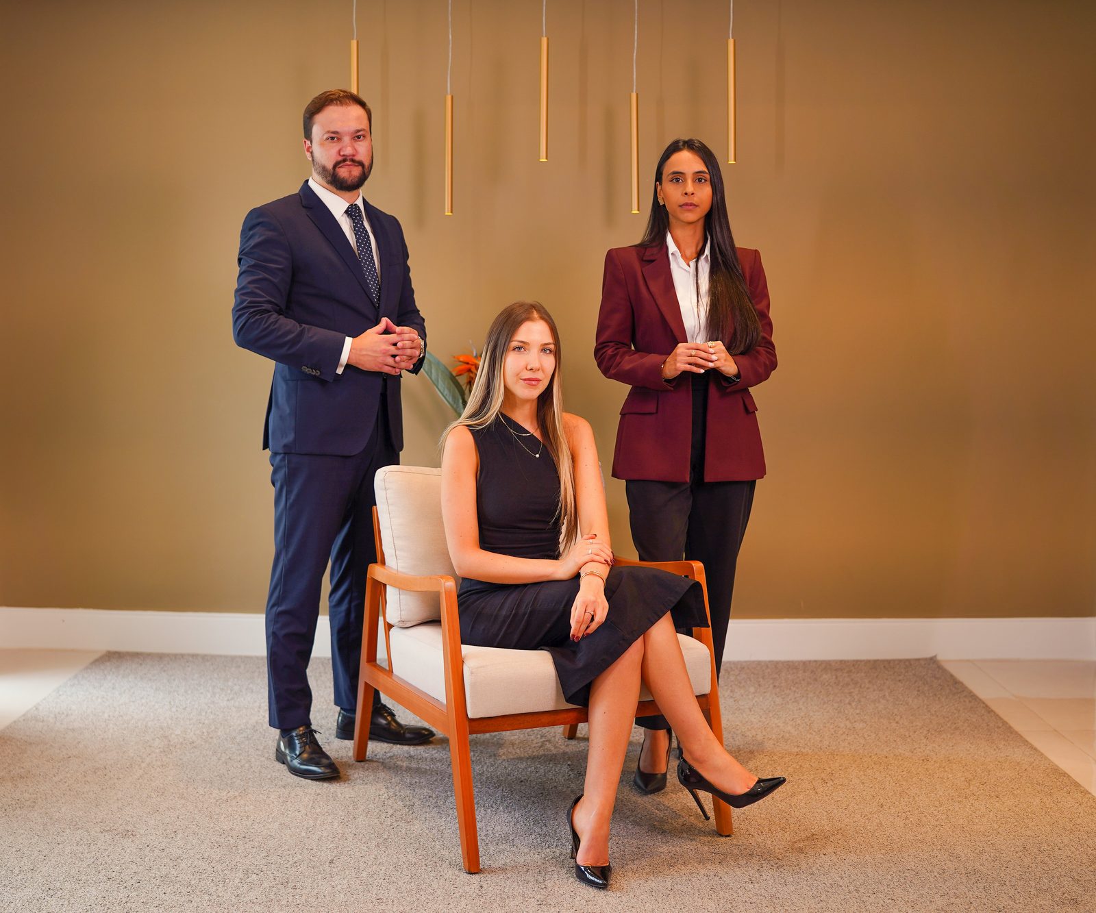 Equipe do Chiquiti Advogados: Mayara Albuquerque, Marlon Chiquiti, Isabela Almeida
